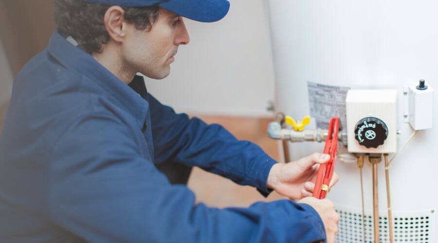 Local expert plumbing services in Grant, FL